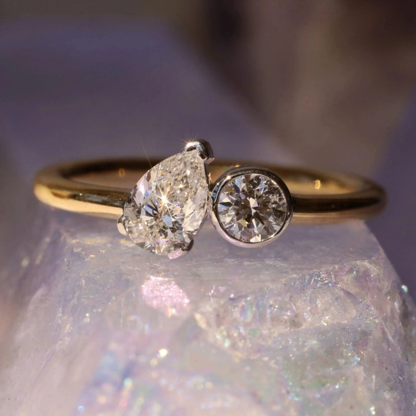 0.48ct Pear Shape Diamond and 0.23ct Round Diamond Toi et Moi