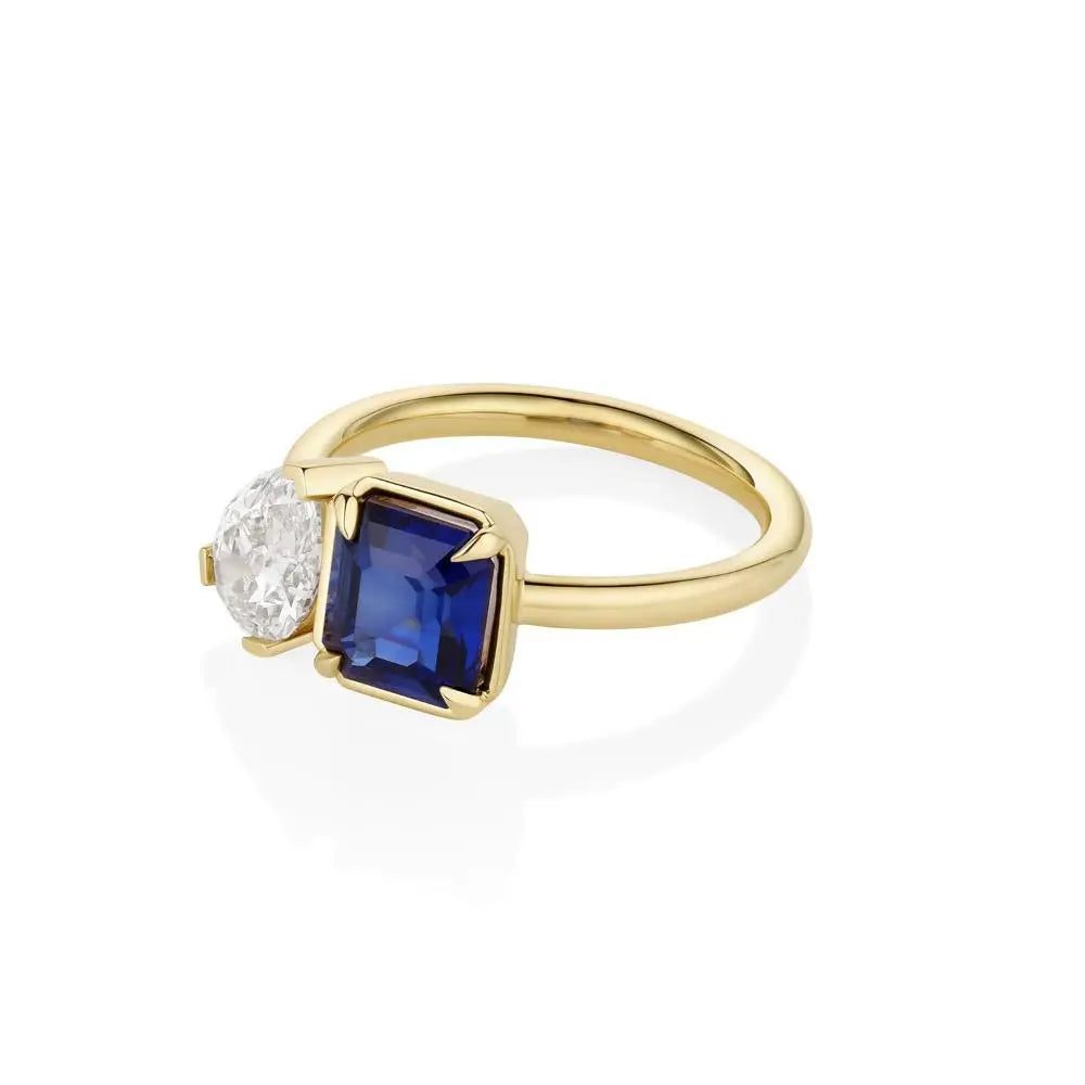 1.02ct Pear Shape Diamond and 2.09ct Sapphire Toi et Moi