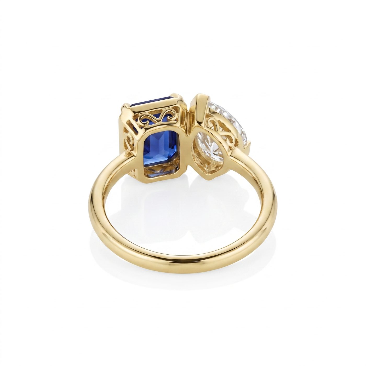 1.02ct Pear Shape Diamond and 2.09ct Sapphire Toi et Moi