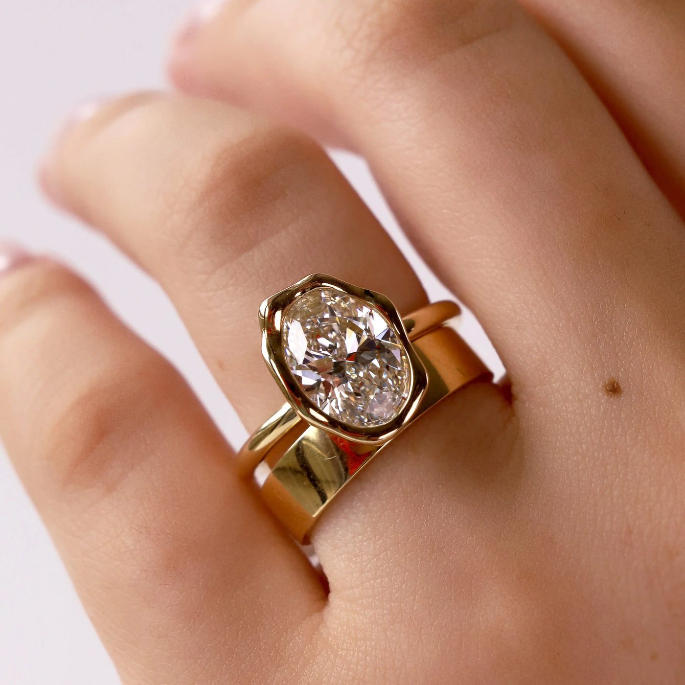 3.06ct Lab-Created Oval Diamond Abstract Bezel Ring