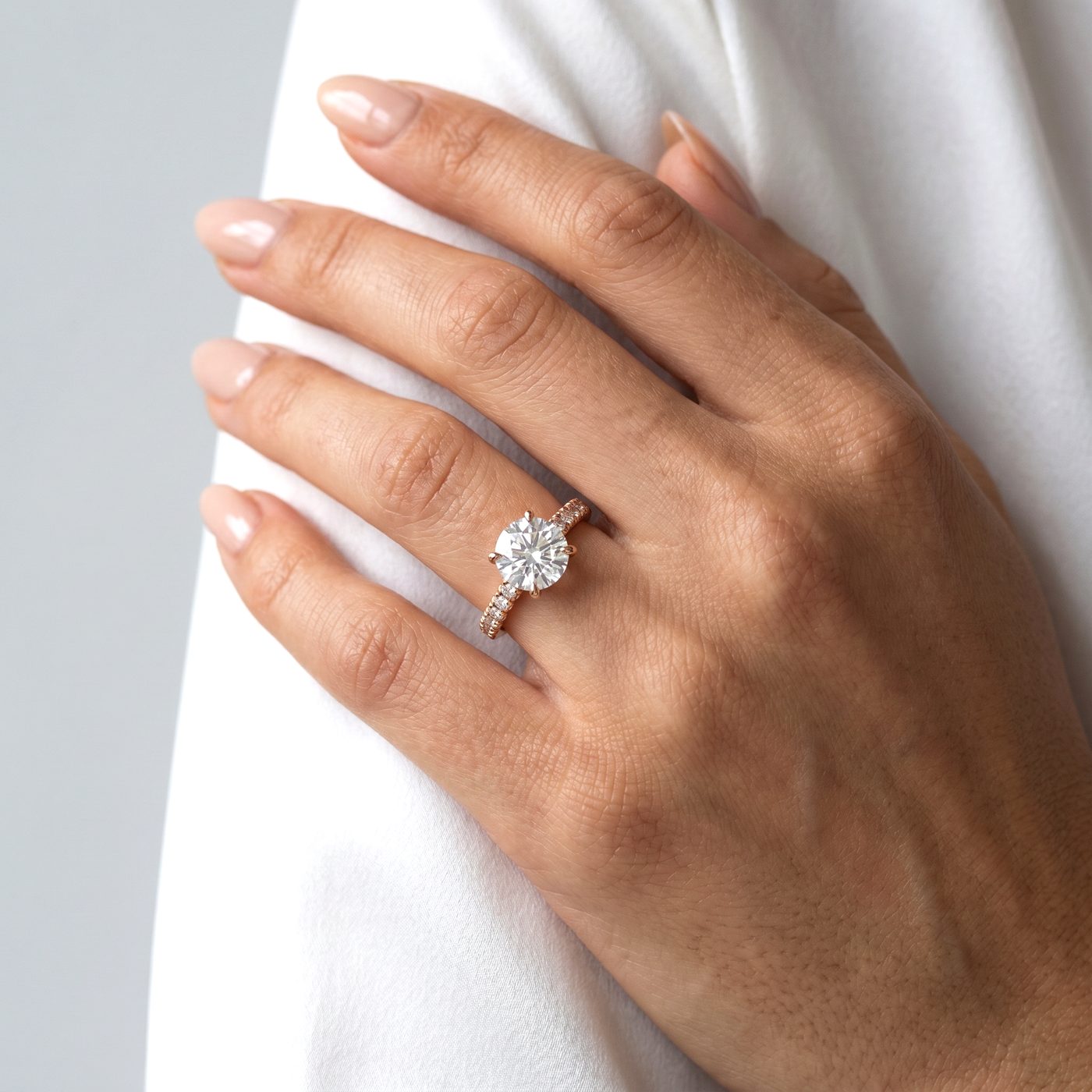 Classic Round Engagement Diamond Ring 65076