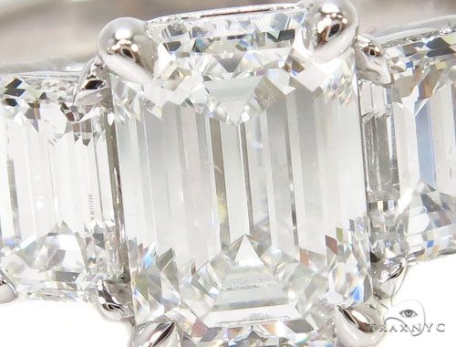 18k White Gold Prong Diamond Wedding Ring-40016