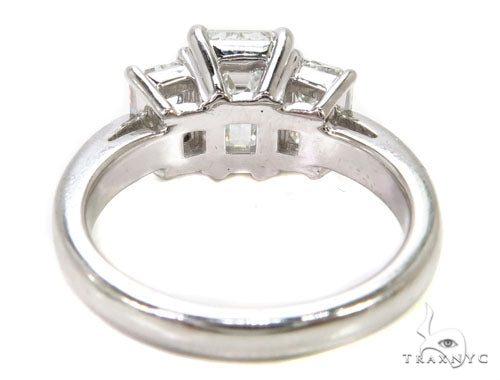 18k White Gold Prong Diamond Wedding Ring-40016