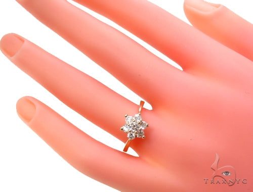 Ladies Diamond Flower Ring 35984