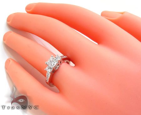 Ladies Princess Cut Diamond Ring 21182