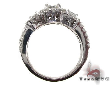 Ladies White Gold Diamond Ring 21040