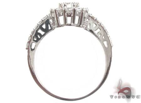 Flower Diamond Ring 17034