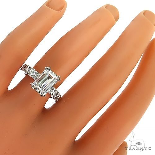 Emerald Cut Diamond Engagement Ring 68840
