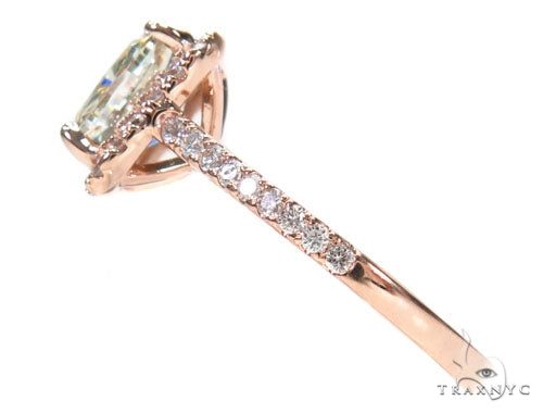 Cushion Cut Halo Diamond Engagement Ring 42900