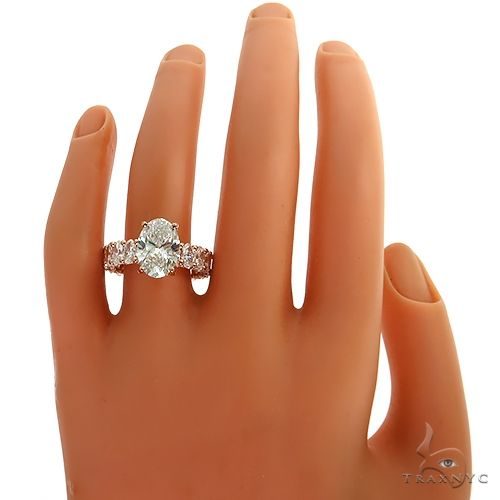 Oval Cut Diamond Engagement Ring 69569