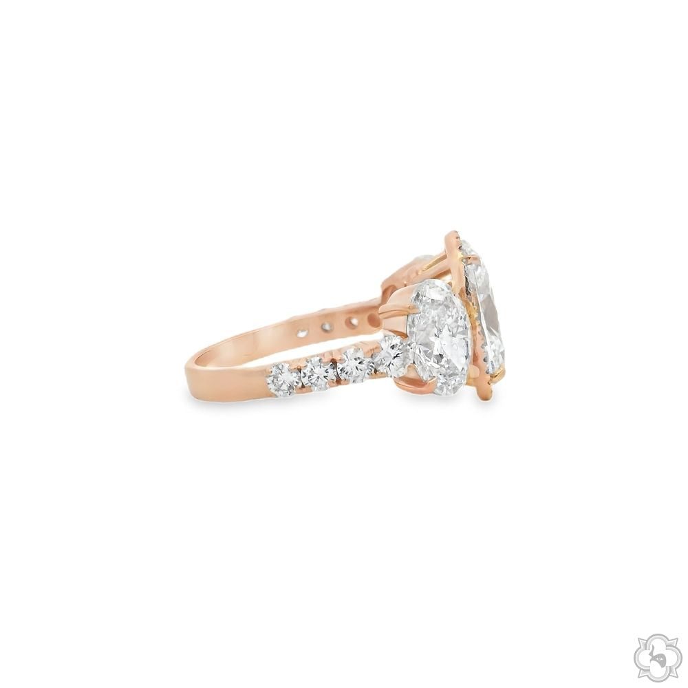 Oval Diamond Engagement Ring 70471