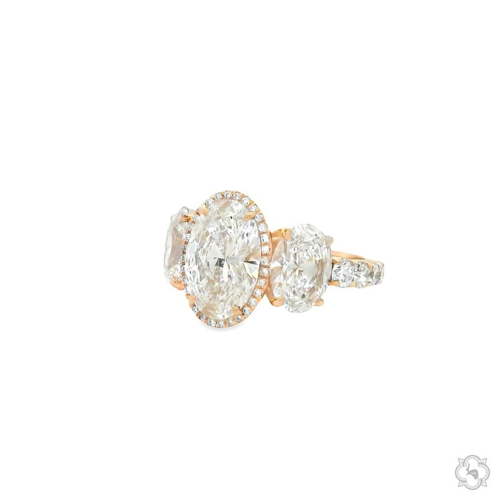 Oval Diamond Engagement Ring 70471