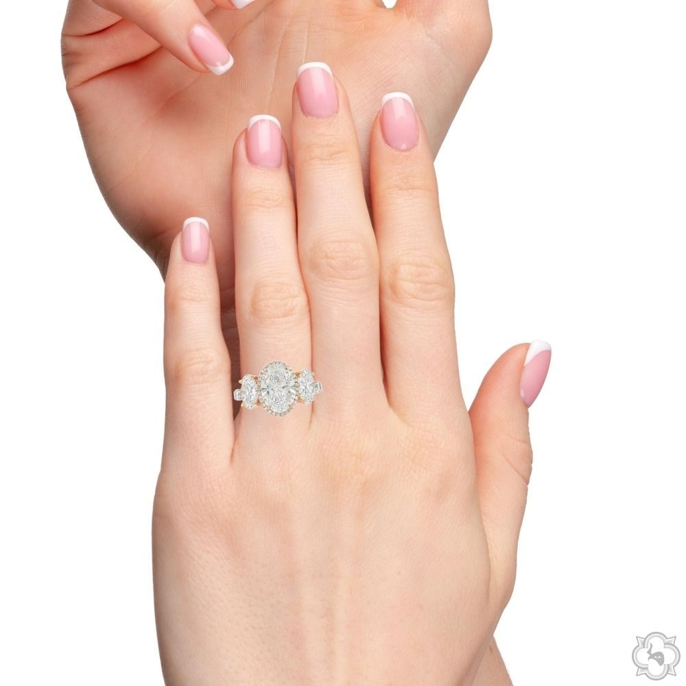 Oval Diamond Engagement Ring 70471