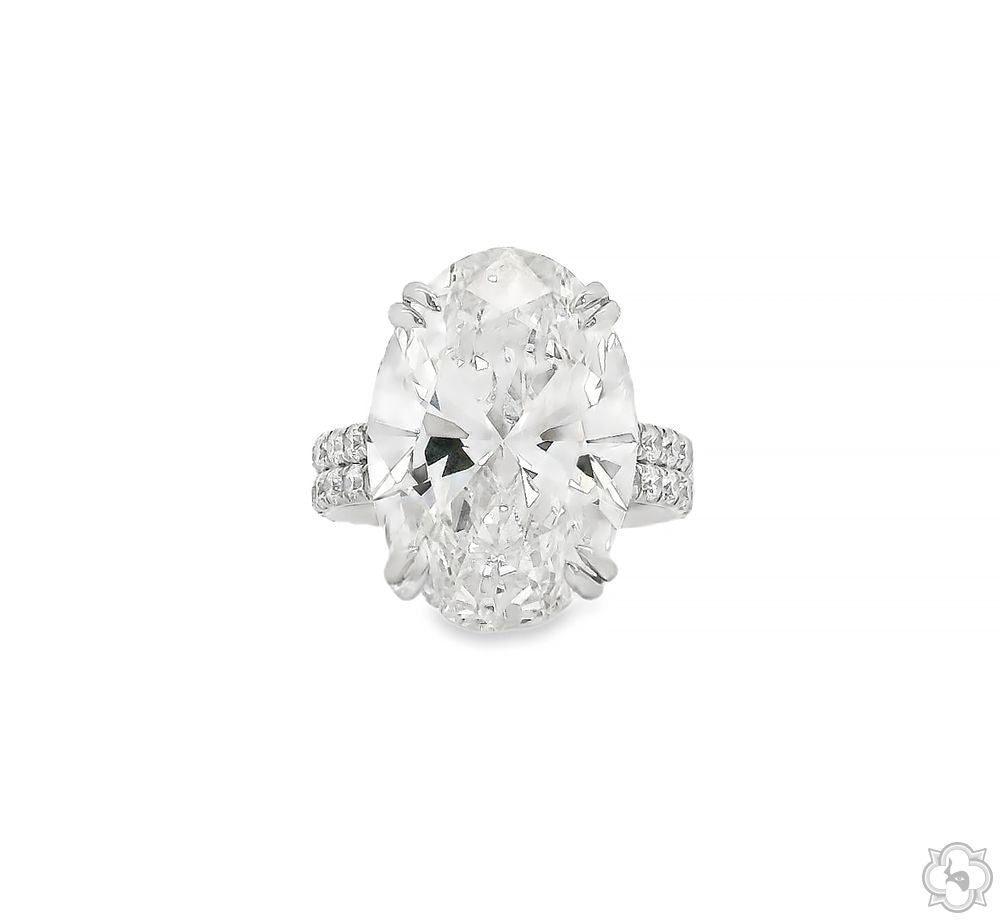 Oval Diamond Engagement Ring 70522