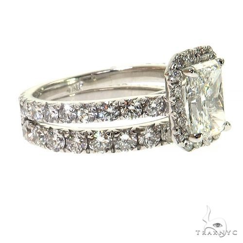 Radiant Cut Diamond Engagement Ring 68658