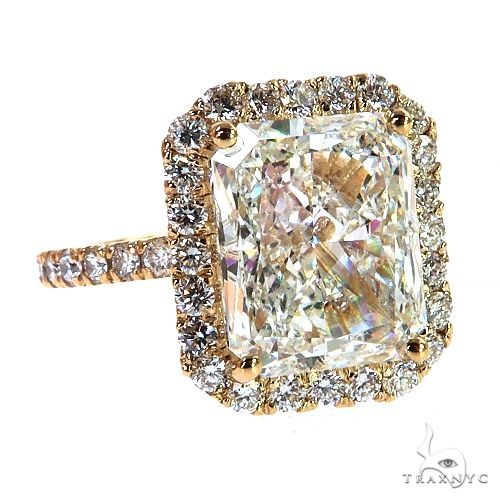 Radiant Cut Diamond Engagement Ring 68944