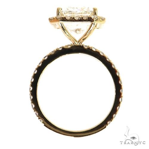 Radiant Cut Diamond Engagement Ring 68944