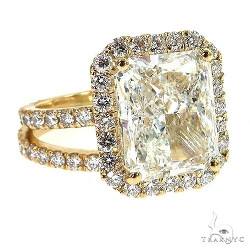 Radiant Cut Diamond Engagement Ring 68944