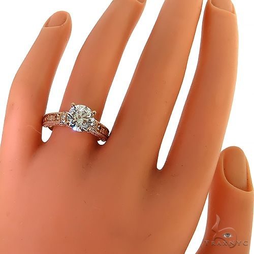 Round Cut Diamond Engagement Ring 68659
