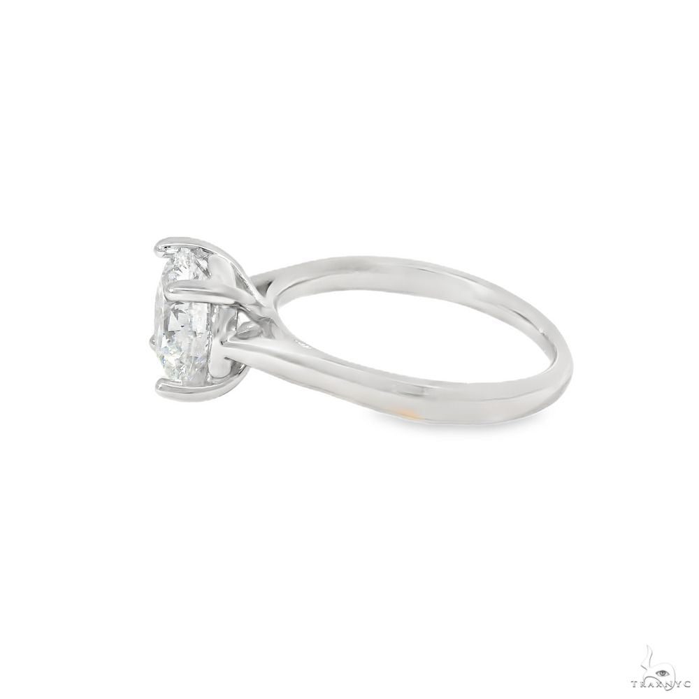 Solitaire Round Brilliant Diamond Engagement Ring 70118