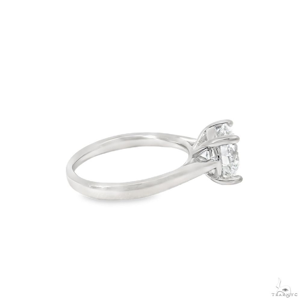 Solitaire Round Brilliant Diamond Engagement Ring 70119