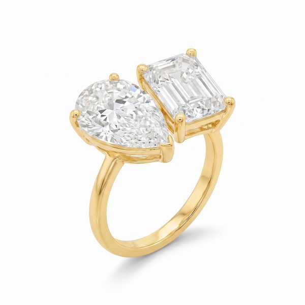 The Toi et Moi Emerald and Pear Engagement Ring 70476