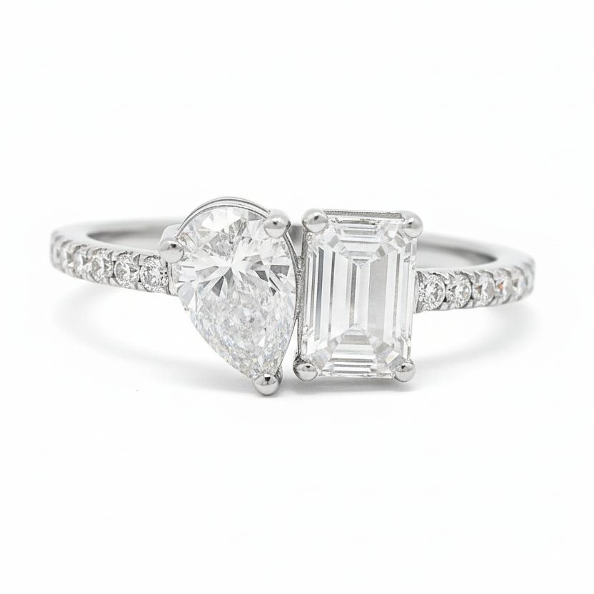 The Toi et Moi Emerald and Pear Engagement Ring 70501