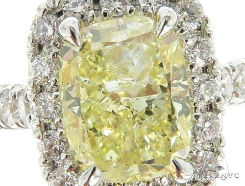 Cushion Cut Halo Diamond Engagement Ring 45618