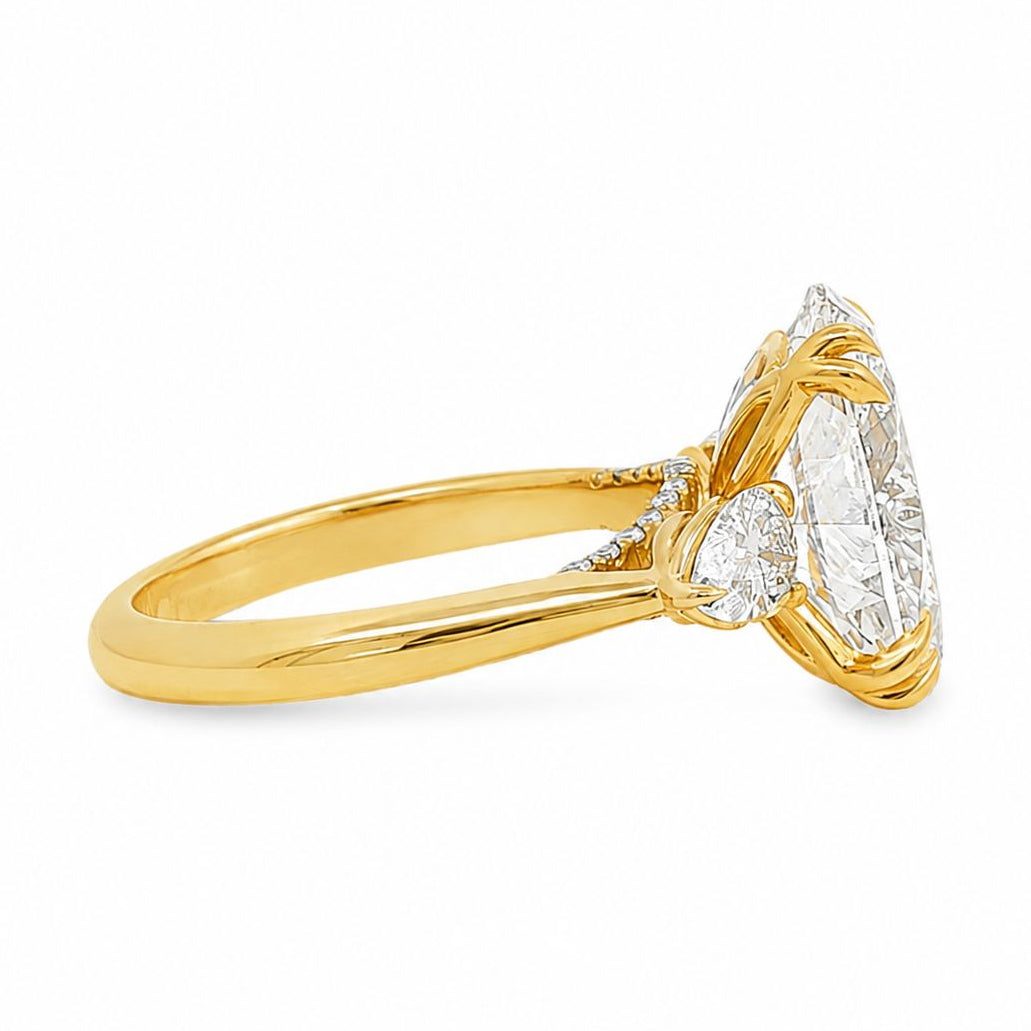 Opulent Oval Engagement Ring 71377